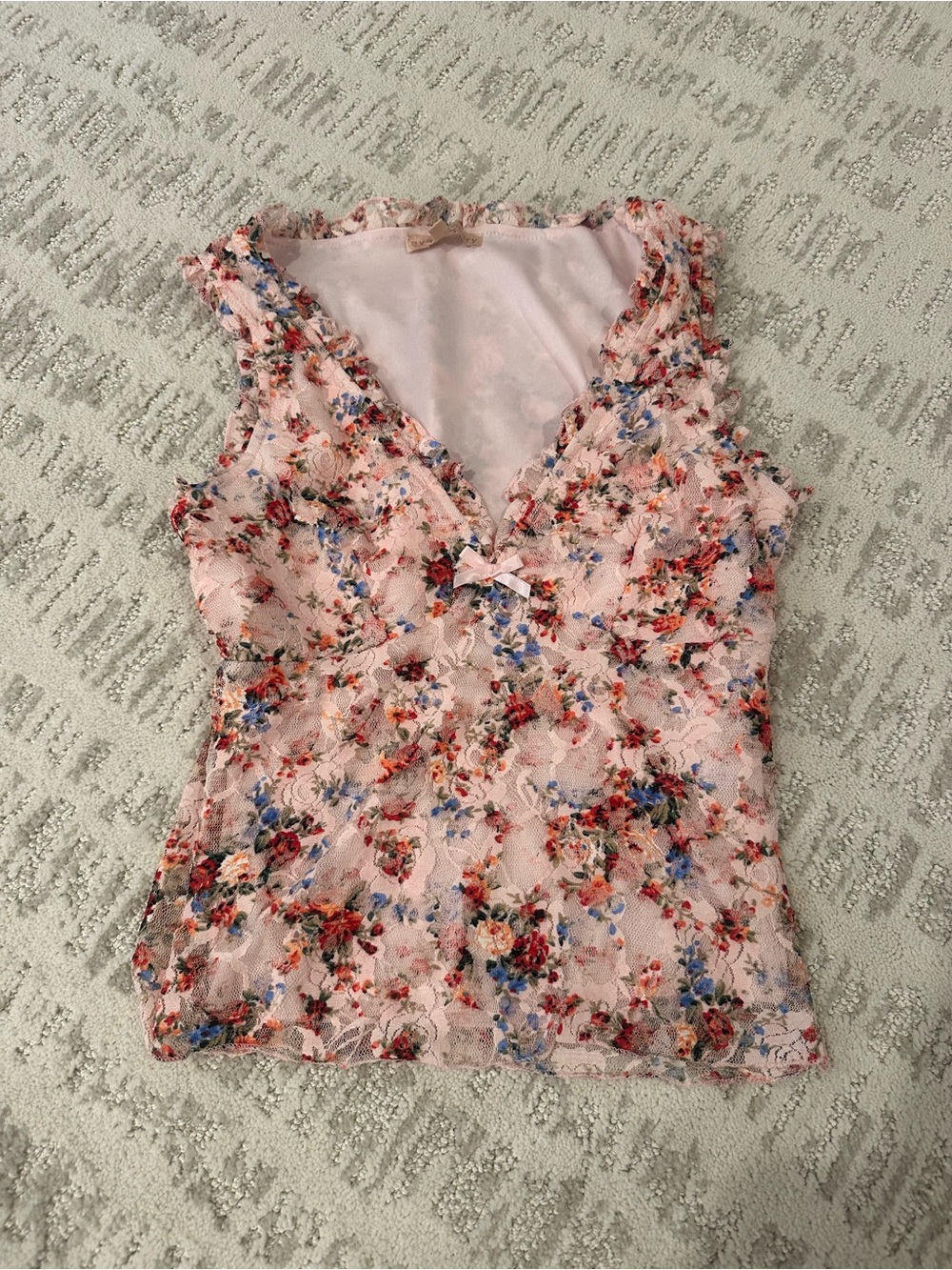 Sleeveless Pink Floral Lace V-Neck Top